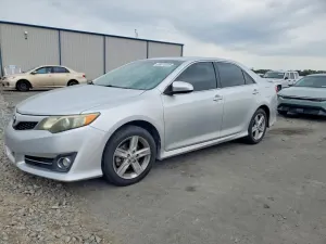 Toyota Camry 2.5L 4 2013