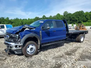 Ford F550 6.7L 8 2025