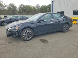 Nissan Altima 2.5L 4 2025