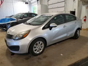 Kia Rio 1.6L 4 2013