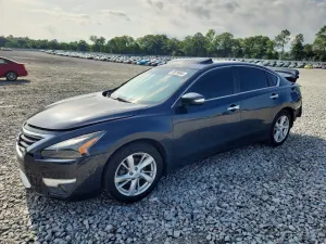 Nissan Altima 2.5L 4 2015