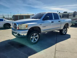 Dodge RAM 5.7L 8 2006
