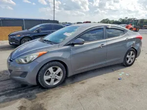Hyundai Elantra 1.8L 4 2013