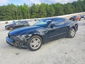 Ford Mustang 3.7L 6 2014