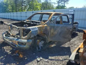 RAM 1500 5.7L 8 2019