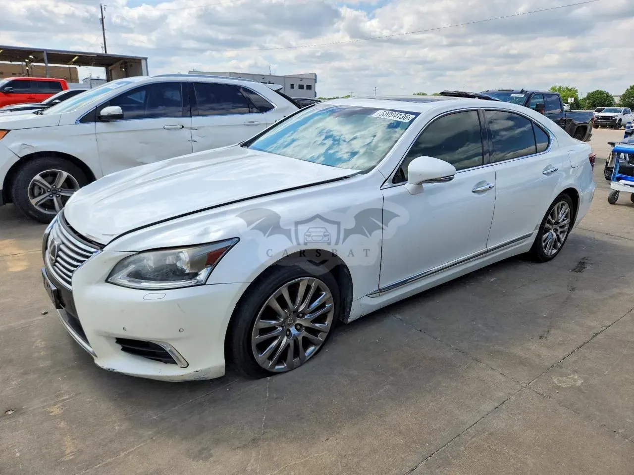 Lexus LS 4.6L 8 2013