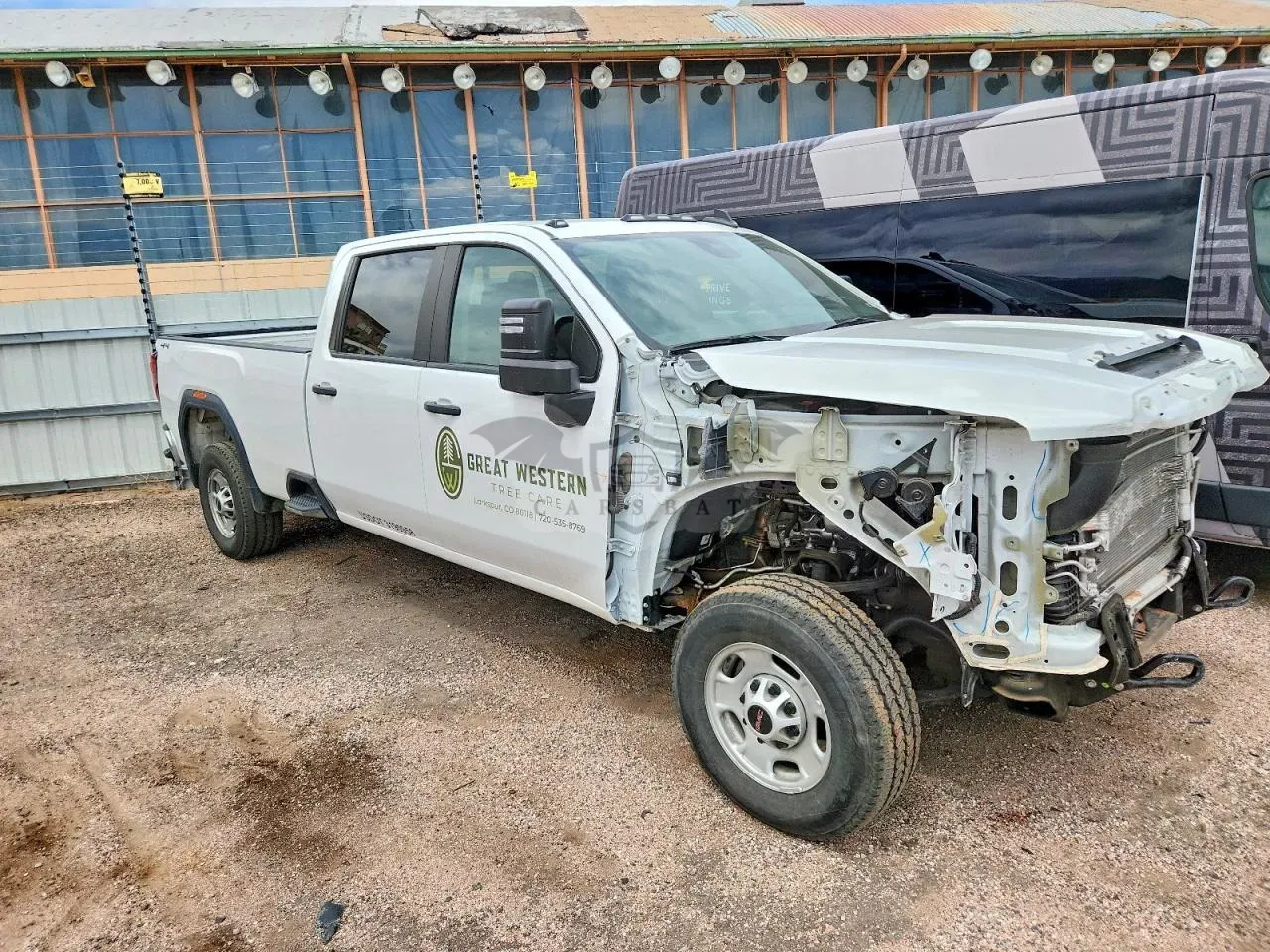 GMC Sierra 6.6L 8 2024