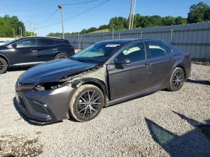Toyota Camry 2.5L 4 2023