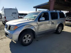 Nissan Pathfinder 4.0L 6 2005