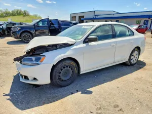 Volkswagen Jetta 2.0L 4 2012