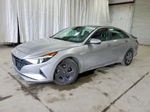 Hyundai Elantra 2.0L 4 2021