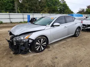 Nissan Altima 2.5L 4 2022