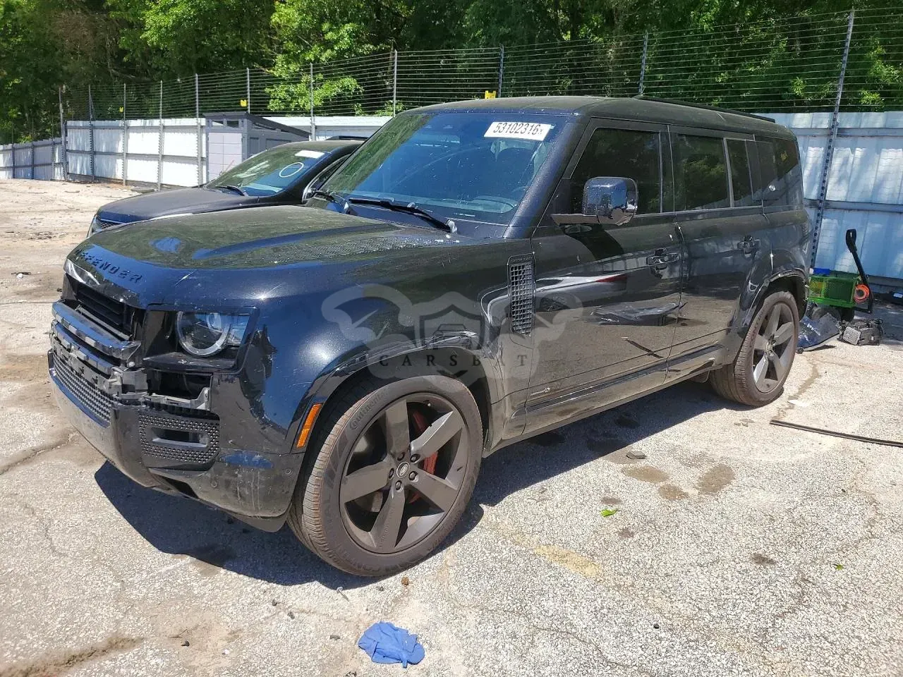 Land Rover Defender 3.0L 6 2024