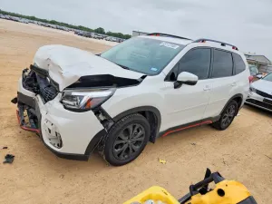 Subaru Forester 2.5L 4 2019
