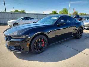 Ford Mustang 5.0L 8 2025