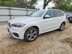 BMW X5 4.4L 8 2015