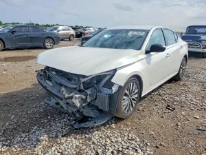Nissan Altima 2.5L 4 2024