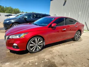 Nissan Altima 2.5L 4 2021