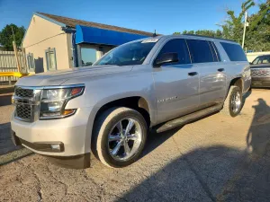 Chevrolet Suburban 5.3L 8 2015