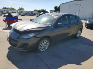 Mazda 3 2.0L 4 2012