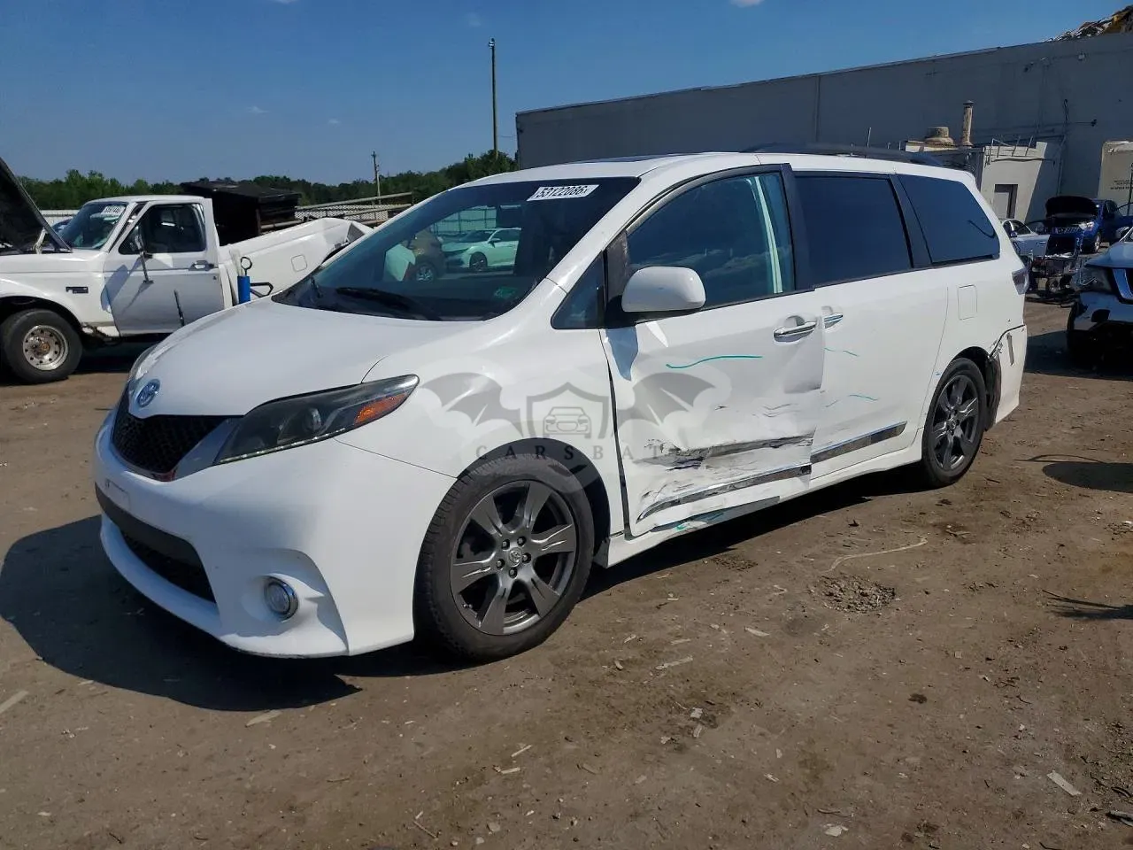 Toyota Sienna 3.5L 6 2017