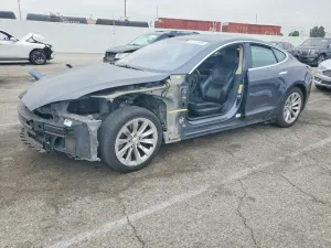 Tesla Model S 2016