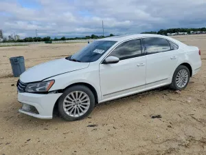 Volkswagen Passat 1.8L 4 2017