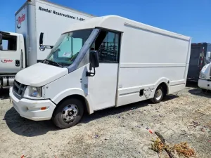 Isuzu NPR 3.0L 4 2015