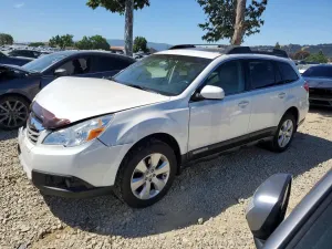 Subaru Outback 2.5L 4 2012