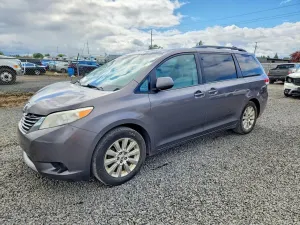 Toyota Sienna 3.5L 6 2011