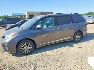 Toyota Sienna 3.5L 6 2019