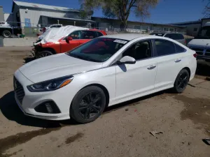 Hyundai Sonata LIMITED 2.4L 4 2019