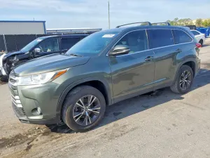 Toyota Highlander 3.5L 6 2019