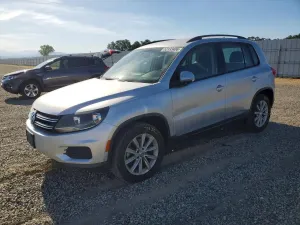 Volkswagen Tiguan 2.0L 4 2017