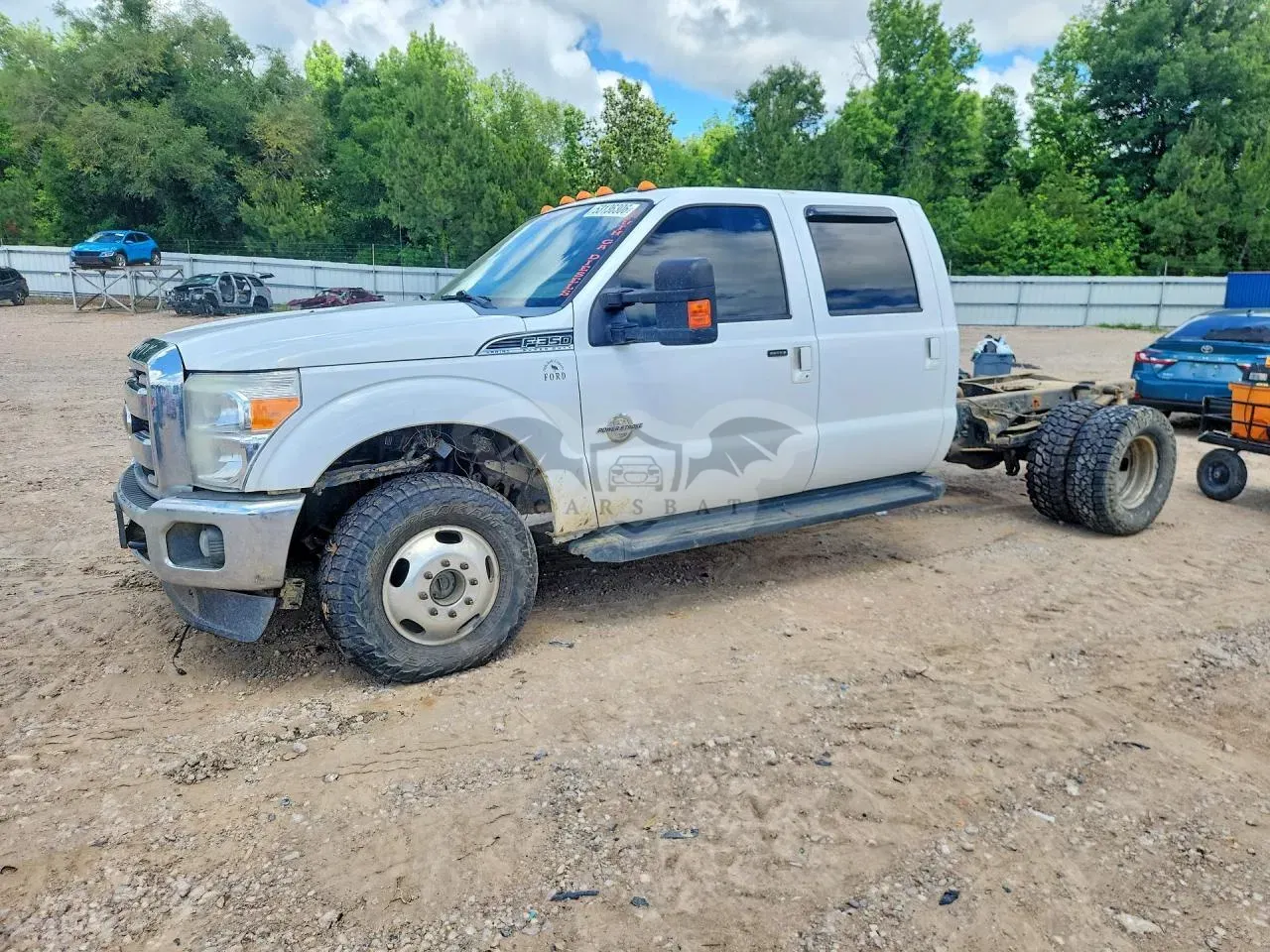 Ford F-350 6.7L 8 2012