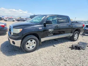 Toyota Tundra 5.7L 8 2011