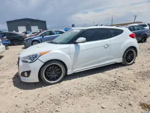 Hyundai Veloster 1.6L 4 2013