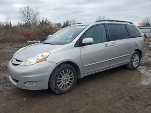 Toyota Sienna 3.5L 6 2010