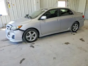 Toyota Corolla 1.8L 4 2011