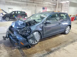 Volkswagen Golf 2.0L 4 2012
