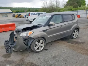 Kia Soul 2.0L 4 2011