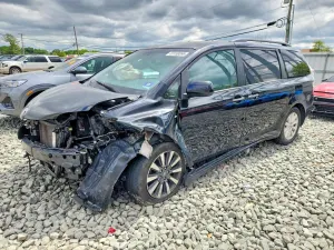 Toyota Sienna 3.5L 6 2017