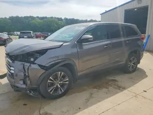 Toyota Highlander 3.5L 6 2019