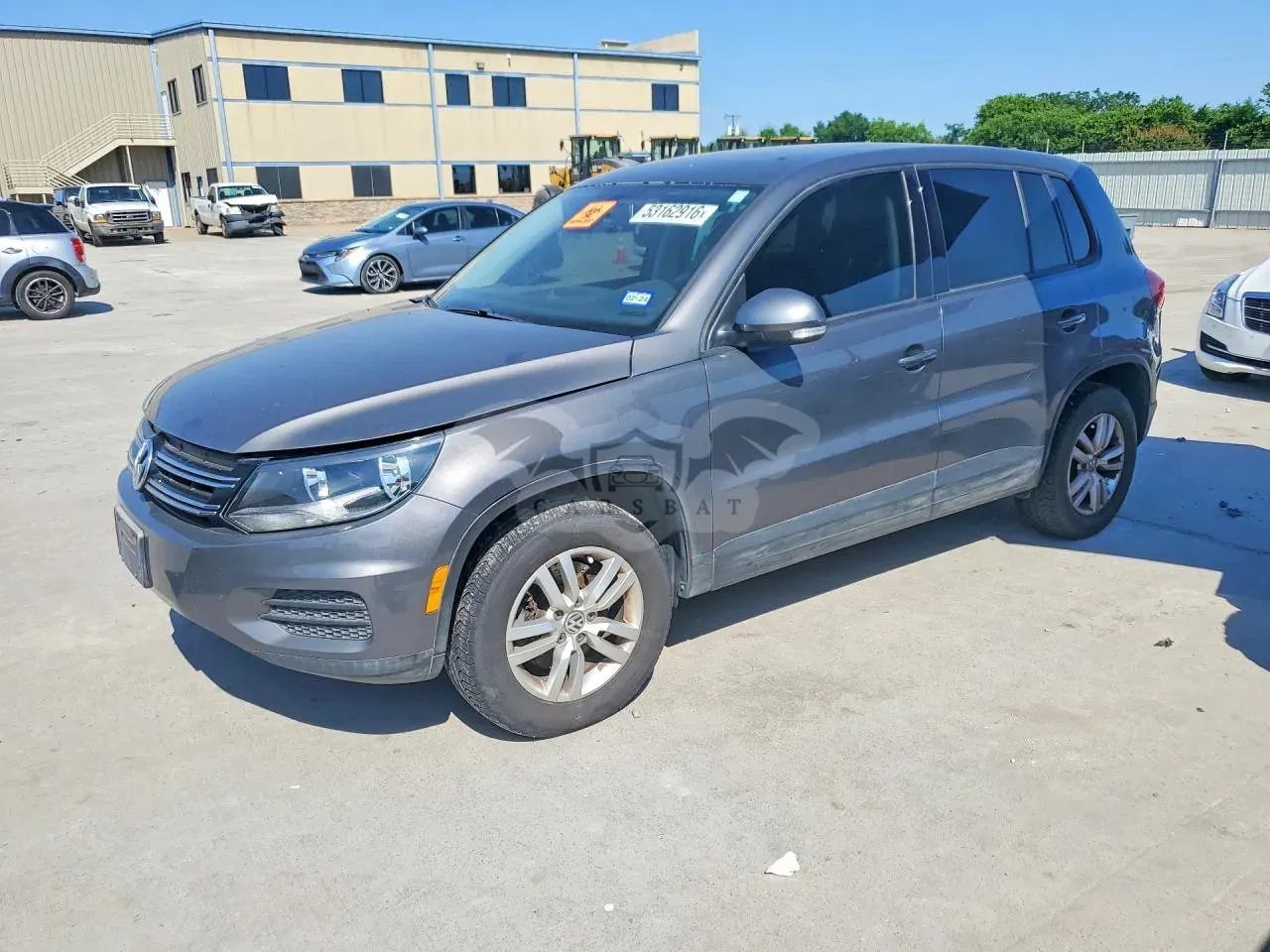 Volkswagen Tiguan 2.0L 4 2013