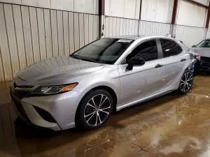 Toyota Camry 2.5L 4 2020