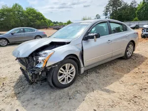 Nissan Altima 2.5L 4 2012