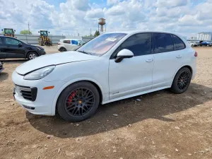 Porsche Cayenne 3.6L 6 2016