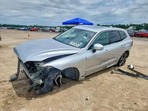 Volvo XC60 2.0L 4 2021