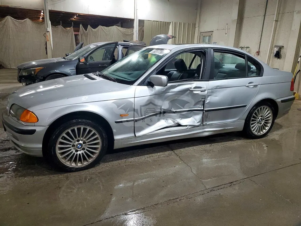 BMW 3 Series 2.5L 6 2001