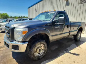 Ford F-250 6.2L 8 2015
